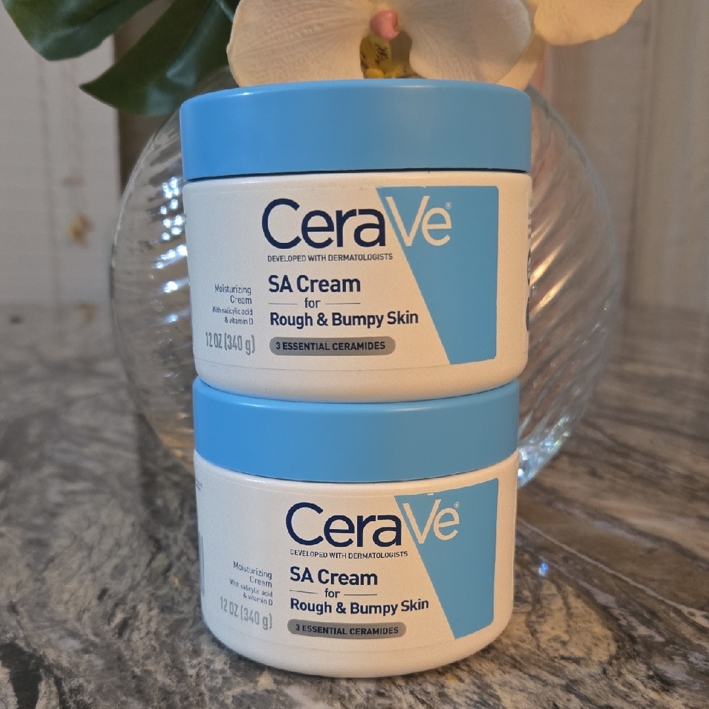 rave SA Cream for Rough & Bumpy Skin - Blue and White Packaging